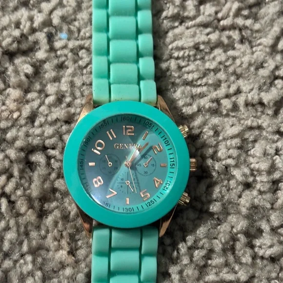 Geneva | Accessories | Geneva Aqua Watch With Gold Details  display picture 3